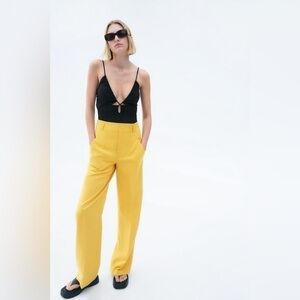 Zara HIGH WAISTED STRAIGHT CUT PANTS